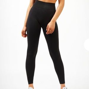 NWT Aybl Pulse Seamless Leggings
